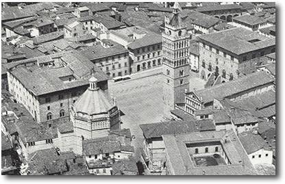 Pistoia piazza del Duomo