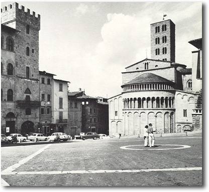 Arezzo piazza Grande